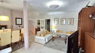 Casa pareada en venta en Gelves