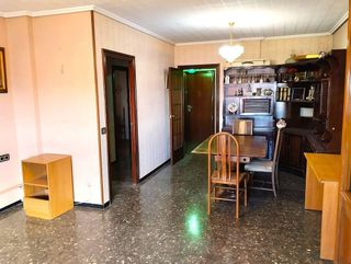 Piso en venta en Malilla en Valencia