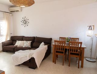 Casa adosada en venta en Benacazón