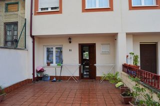 Chalet en venta en Medina de Pomar