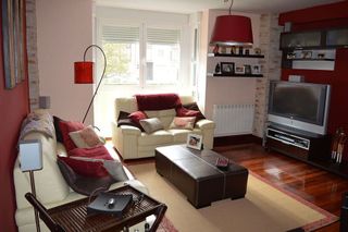 Chalet en venta en Medina de Pomar