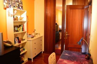 Chalet en venta en Medina de Pomar