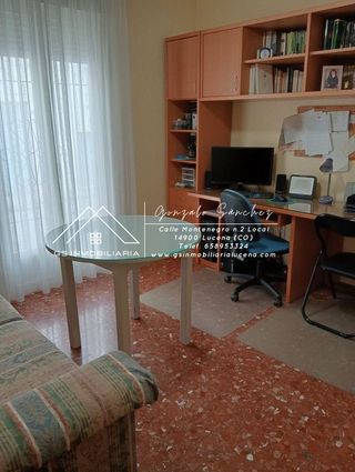 Casa adosada en venta en Lucena