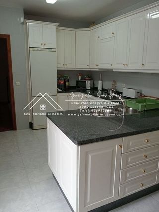 Casa adosada en venta en Lucena