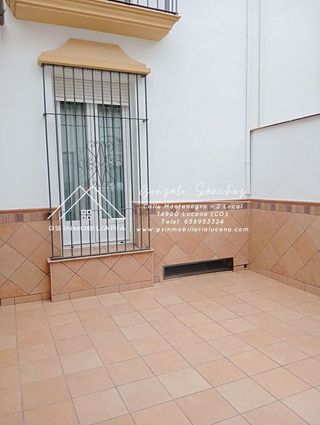 Casa adosada en venta en Lucena
