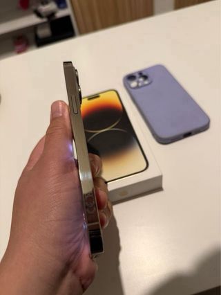 iPhone 14 Pro Max Oro 256GB