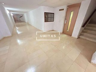 Piso en venta en Carolinas Bajas en Alicante