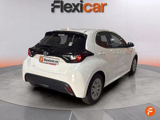 Toyota Yaris 1.5 120H Business Plus