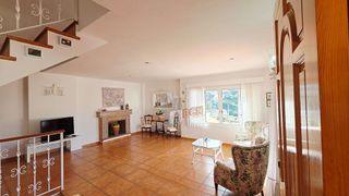 Chalet en venta en Vallirana