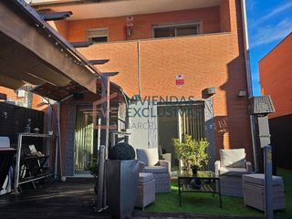 Casa pareada en venta en Sant Andreu de la Barca