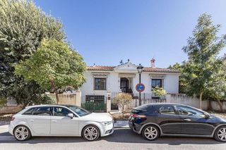 Chalet en venta en Ogíjares