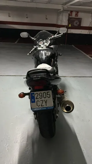 Suzuki Bandit 600 Negra