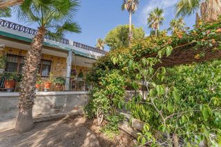 Chalet en venta en Peña de las Águilas en Elche