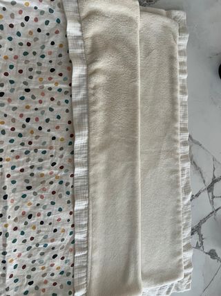 Manta polar BETRIBE lunares