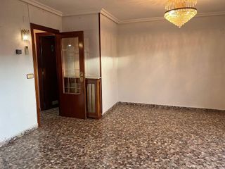 Casa adosada en venta en Alagón