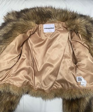 Abrigo corto pelo Missguided M