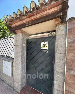 Casa adosada en venta en Mengíbar