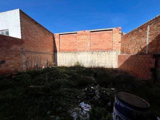 Casa adosada en venta en Torreblascopedro