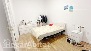 Chalet en venta en Avda. de Abril. - 9 de octubre en Sagunto