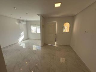 Chalet en venta en Nueva Torrevieja - Aguas Nuevas en Torrevieja