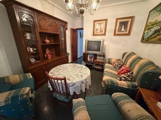 Piso en venta en Feria en Albacete