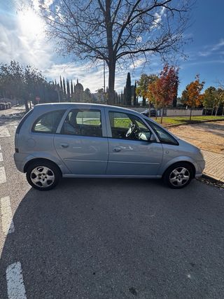 Opel Meriva 2008 112.000 km automatica pegatina C