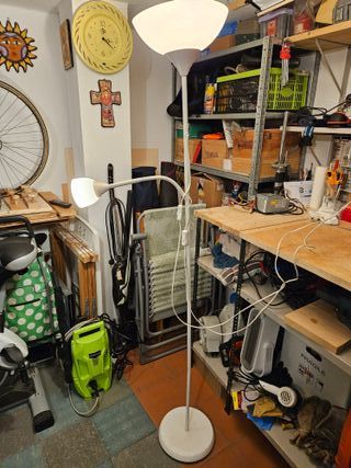 Lampada da terra con 2 luci