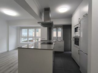 Piso en venta en Centro en Ferrol