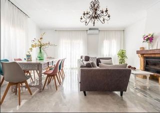 Casa adosada en alquiler en Río Real en Marbella