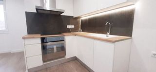 Piso en venta en El Castell-Poble Vell en Castelldefels