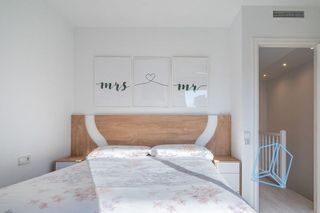 Chalet en venta en Pla de Sant Pere-Les Salines en Cubelles