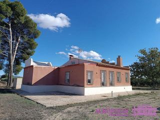 Casa rural en venta en Yecla