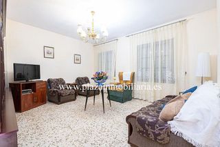 Chalet en venta en Lucena