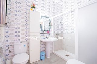 Chalet en venta en Lucena