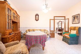 Chalet en venta en Lucena