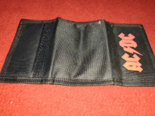 Cartera ACDC Negra y Roja