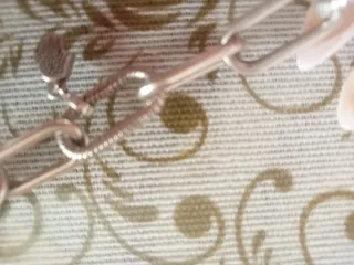 Pulsera Pandora y 2 charms aguacate y mano