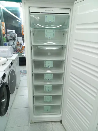 CONGELADOR MARCA LIEBHERR 1.85CM GARANTÍA + TRANS♡