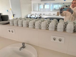 Vajilla de porcelana blanca