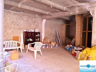 Casa adosada en venta en Alagón