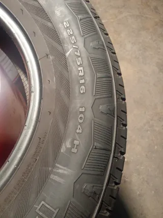 Neumáticos 225/75R16 104H