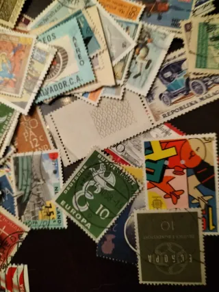 200 sellos internacionales: Francia, Suiza, Inglat