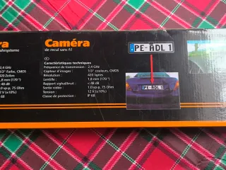 Portamatrículas con cámara LED