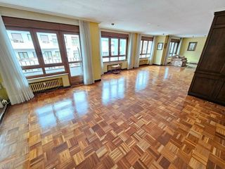 Piso en venta en Centro en Avilés