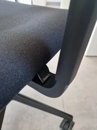 Silla ergonómica Sentis Forma 5 Ed. LLusca studio