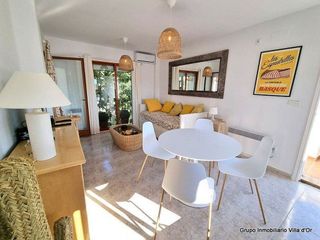 Piso en venta en Les Marines/Las Marinas en Dénia