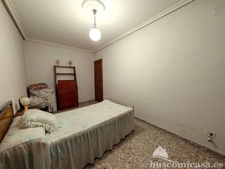 Piso en venta en Linares