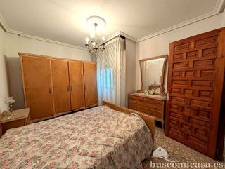 Piso en venta en Linares