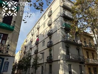 Piso en venta en Sants en Barcelona