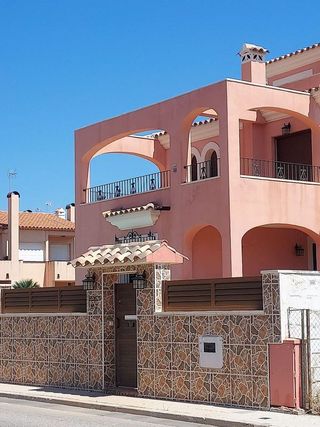 Chalet en venta en L' Hospitalet de l'Infant en Vandellòs i l'Hospitalet de l'Infant